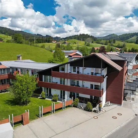 Apartment Alpenzauber Mit Sauna, Pool & Terrasse Oberstaufen